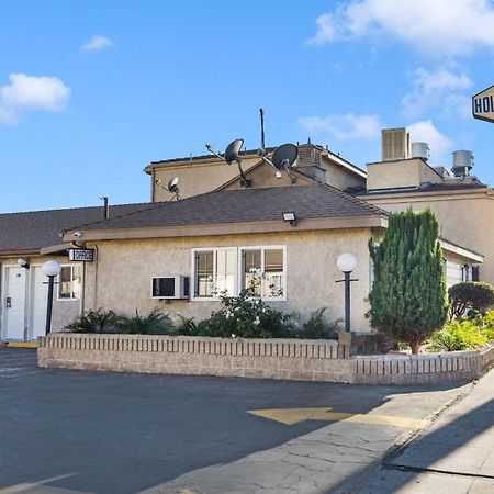 Holly Park Motel Near Lax Lennox Buitenkant foto